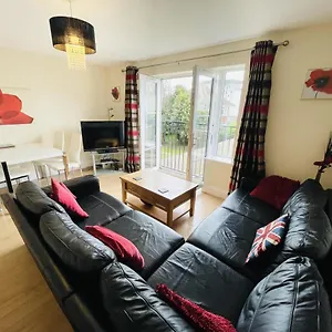 Flat 3 - Seabreeze - 2 Bedrooms Apartment